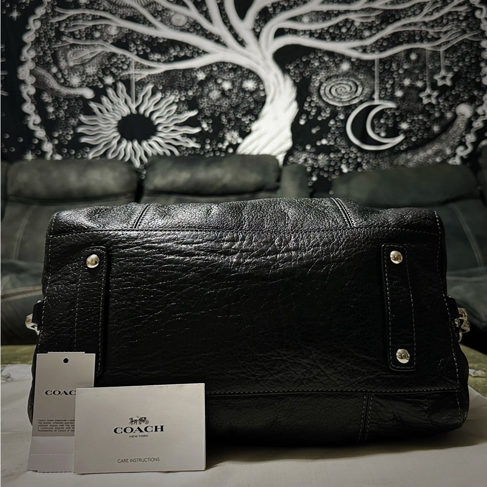 Vintage style Y2K Coach Black Leather Shoulder Bag with Silver Hardware handbag - Picture 17 of 17